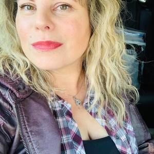 Meet your Posher, Lori